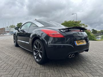 Peugeot RCZ